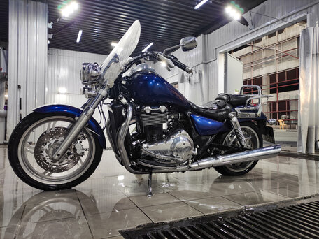 2010 Triumph Thunderbird 1600, синий, 775000 рублей, вид 3