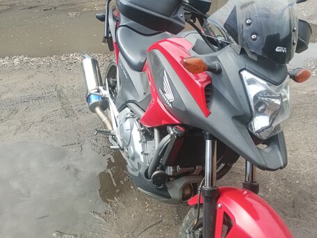 2013 Honda NC 700X, красный, 520000 рублей, вид 2