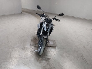 2025 Suzuki GSX-8S, серебристый, 1050000 рублей, вид 3
