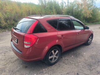 2011 Kia Ceed I Рестайлинг, красный, 800000 рублей, вид 5