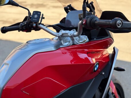 2020 BMW F 900 XR, красный, 700000 рублей, вид 2