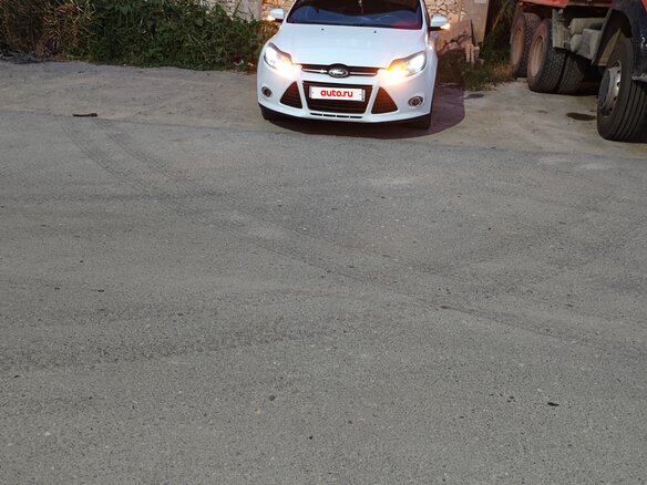 2012 Ford Focus III, белый, 630000 рублей - вид 3