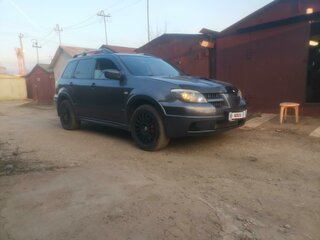 2005 Mitsubishi Outlander I, серый, 1650000 рублей, вид 4