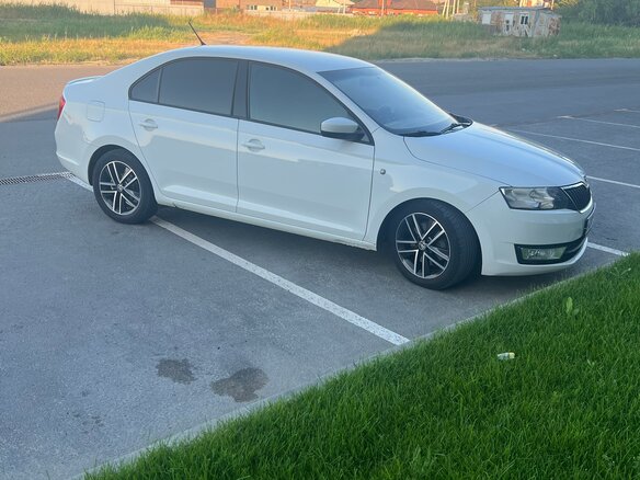 2015 Skoda Rapid I, белый - вид 4