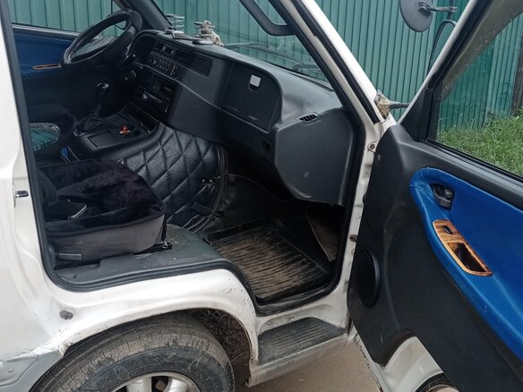 2003 SsangYong Transstar, белый, 450000 рублей - вид 6