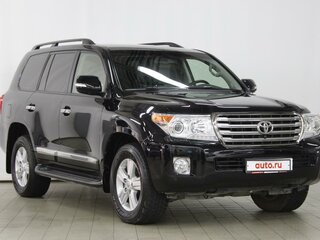2013 Toyota Land Cruiser 200 Series Рестайлинг 1, чёрный, 4750000 рублей, вид 3