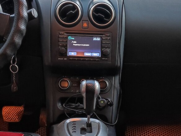 2012 Nissan Qashqai I Рестайлинг, красный, 1010000 рублей - вид 8