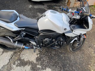 2011 Yamaha FZ1, белый, 760000 рублей, вид 4