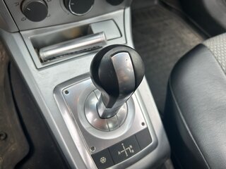 2010 Opel Astra H Рестайлинг, серебристый, 610000 рублей, вид 5
