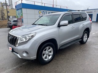 2015 Toyota Land Cruiser Prado 150 Series Рестайлинг 1, серебристый, 3490000 рублей, вид 1