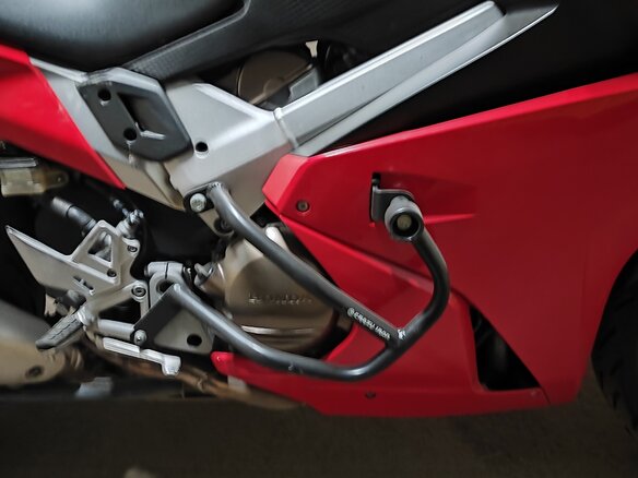 2015 Honda VFR 800, красный, 600000 рублей - вид 15