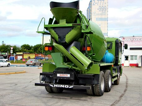 1990 Hino Бетоносмеситель, зелёный, 4360000 рублей, вид 3