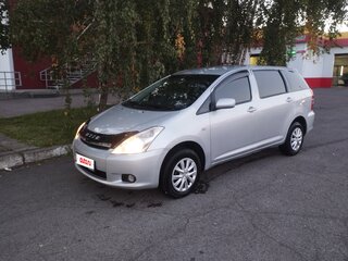 2003 Toyota Wish I, серебристый, 600000 рублей, вид 1