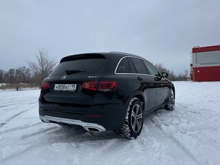2021 Mercedes-Benz GLC 200 I (X253) Рестайлинг, чёрный, 5300000 рублей, вид 4