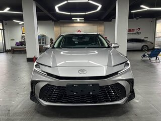 2026 Toyota Camry IX (XV80) China Market, серебристый, 4050000 рублей, вид 2