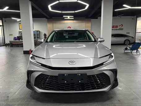 2026 Toyota Camry IX (XV80) China Market, серебристый, 4050000 рублей, вид 2