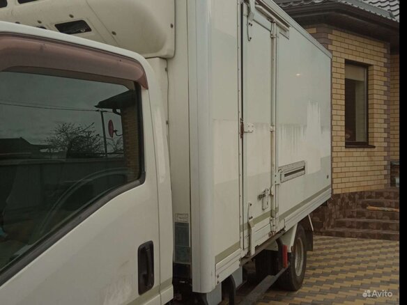2010 Isuzu Elf (N-series), белый, 1650000 рублей - вид 11