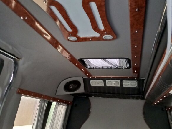 2005 Iveco Daily, белый, 1500000 рублей - вид 9