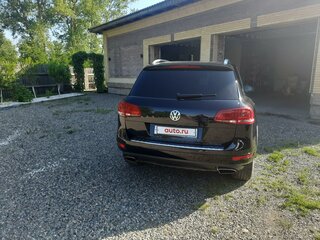 2013 Volkswagen Touareg II, чёрный, 2190000 рублей, вид 5