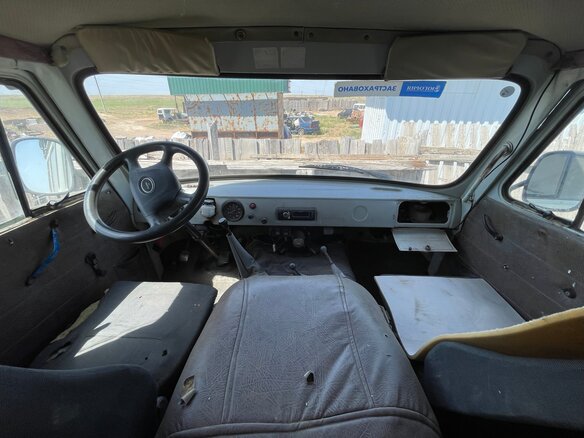 2005 УАЗ 3962, белый, 380000 рублей - вид 5