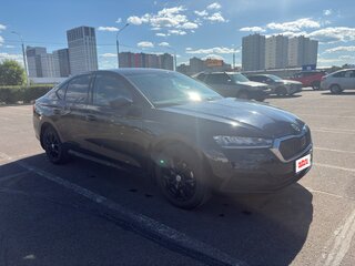 2021 Skoda Octavia IV (A8), чёрный, 2320000 рублей, вид 3