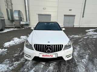 2012 Mercedes-Benz C-Класс 250 III (W204) Рестайлинг, белый, 900000 рублей, вид 1