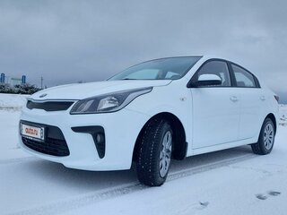 2020 Kia Rio IV, белый, 1528287 рублей, вид 2