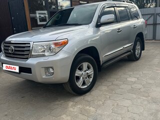 2012 Toyota Land Cruiser 200 Series Рестайлинг 1, серебристый, 3450000 рублей, вид 2