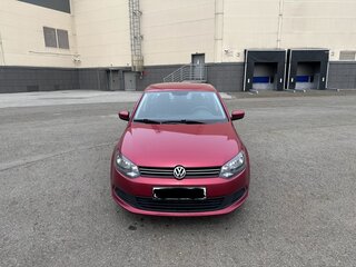 2013 Volkswagen Polo V, красный, 750000 рублей, вид 3