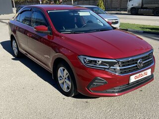 2020 Volkswagen Polo VI, красный, 1800000 рублей, вид 2