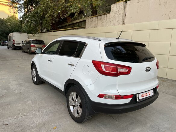 2012 Kia Sportage III, белый, 950000 рублей - вид 5