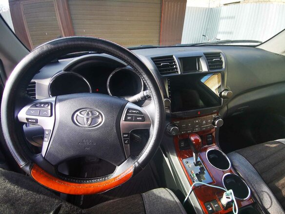 2013 Toyota Highlander II (XU40) Рестайлинг, серый, 2950000 рублей - вид 5
