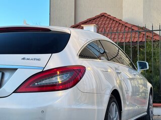 2013 Mercedes-Benz CLS 350 CDI II (C218), белый, 3000000 рублей, вид 3
