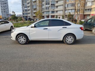 2017 Lada (ВАЗ) Vesta I, белый, 705000 рублей, вид 4