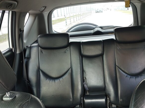2011 Toyota RAV4 III (XA30) Рестайлинг, белый, 1500000 рублей - вид 8