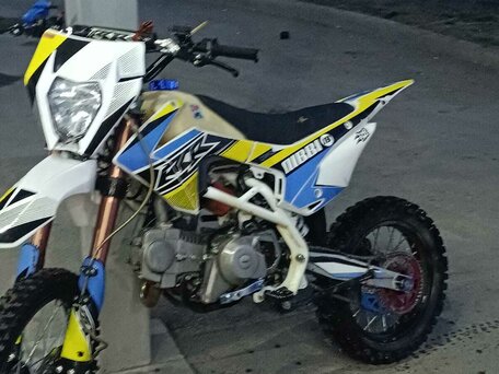 2022 Racer Pitbike 125/160, жёлтый, 80000 рублей, вид 2