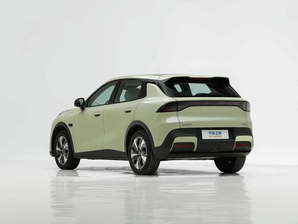 2026 Changan Qiyuan Q05 51.9 kWh II, зелёный, 2600000 рублей - вид 2