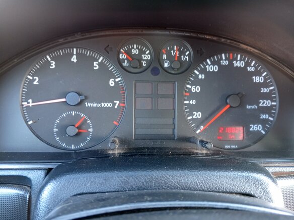 1997 Audi A4 I (B5), синий, 300000 рублей - вид 7