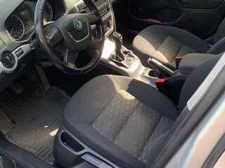 2013 Skoda Octavia II (A5) Рестайлинг, серый, 700000 рублей, вид 5