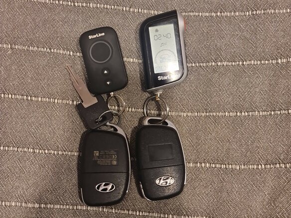 2018 Hyundai Elantra VI (AD), серебристый, 1075000 рублей - вид 15
