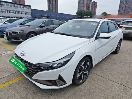 Hyundai Elantra VII (CN7)