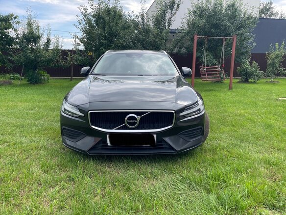2019 Volvo V60 II, серый, 2220000 рублей - вид 4