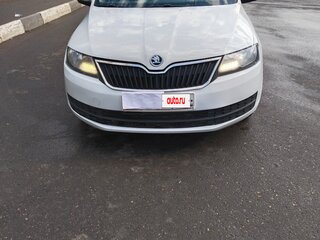 2017 Skoda Rapid I, белый, 800000 рублей, вид 1