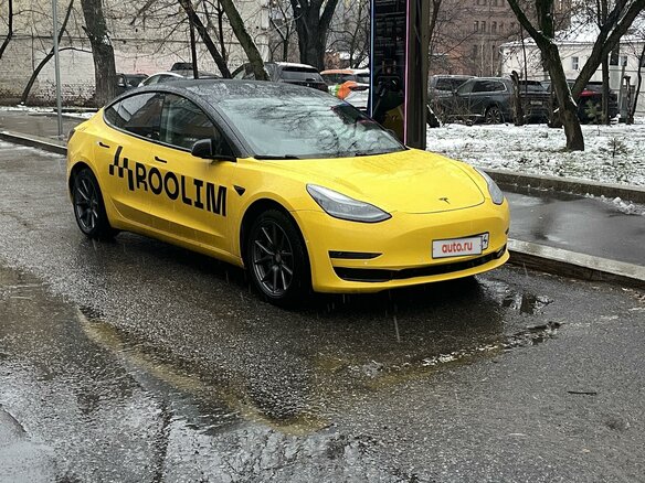 2021 Tesla Model 3 Standart Plus I, жёлтый, 2650000 рублей - вид 1