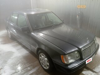 1993 Mercedes-Benz E-Класс 220 I (W124), серый, 680000 рублей, вид 4