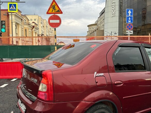 2012 Renault Logan I Рестайлинг, красный, 535000 рублей - вид 12