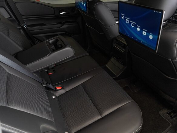 2026 Toyota Land Cruiser Prado 250 Series, чёрный - вид 32