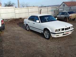 1992 BMW 5 серии 520i III (E34), белый, 350000 рублей, вид 2