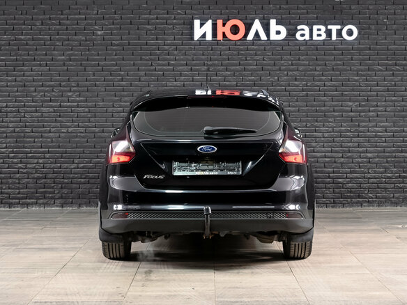 2013 Ford Focus III, чёрный - вид 2
