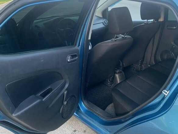 2013 Mazda 2 II Рестайлинг (DE2), голубой, 850000 рублей - вид 12